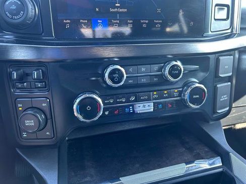 Used 2023 Ford F250 Lariat w/ Lariat Ultimate Package image 25