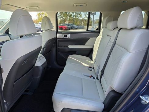 New 2026 Hyundai Santa Fe SEL image 16