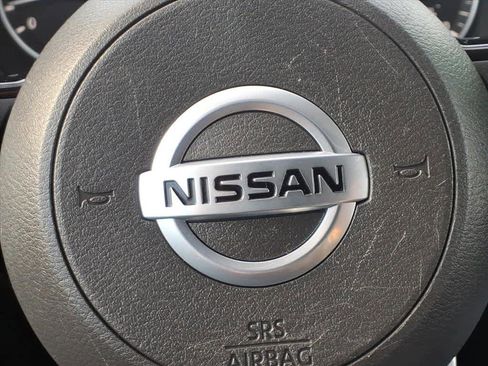 Certified 2021 Nissan Rogue SL w/ Premium Package image 11