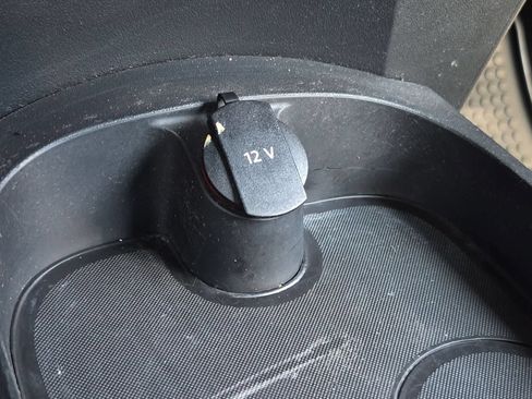 Used 2007 Volkswagen Beetle Convertible w/ Package 1 FWD image 30