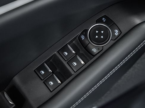 Certified 2025 Ford Mustang Mach-E Premium image 42