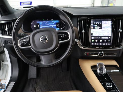 Used 2022 Volvo S90 B6 Inscription w/ Advanced Package AWD/4WD image 19