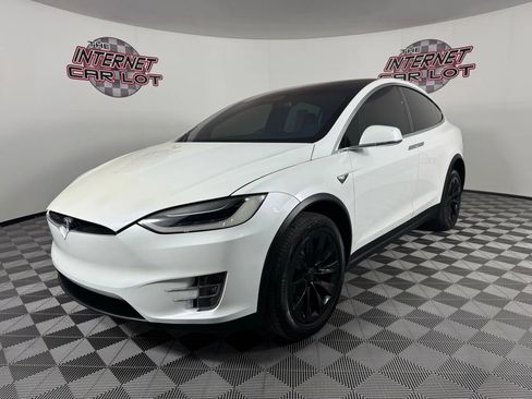 Used 2017 Tesla Model X 100D image 3