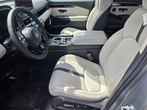 New 2026 Honda Pilot EX-L image 8