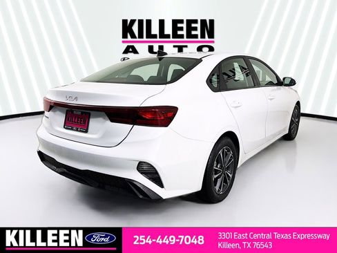 Used 2024 Kia Forte LXS image 8