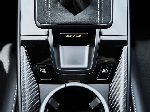 Used 2025 Porsche 911 GT3 image 65