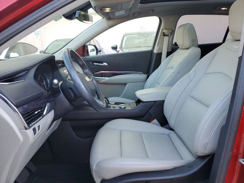 Used 2023 Cadillac XT4 Luxury image 14