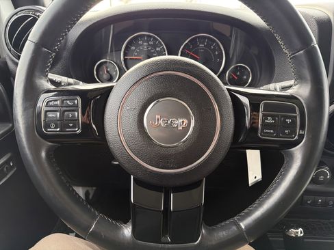 Used 2014 Jeep Wrangler Unlimited Sahara w/ Dual Top Group image 23