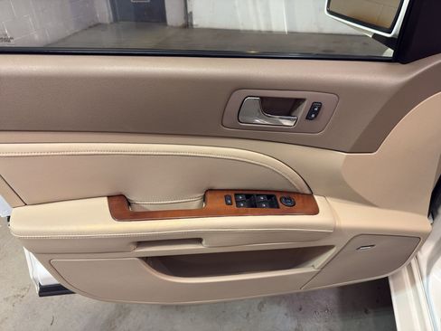 Used 2007 Cadillac STS w/ Preferred Equipment Group AWD/4WD image 15