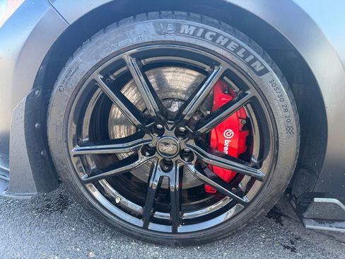 Used 2022 Ford Mustang Shelby GT500 w/ Technology Package image 12