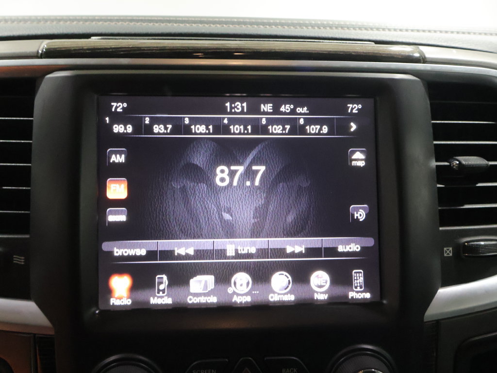 Used 2015 RAM 2500 Limited AWD/4WD image 23