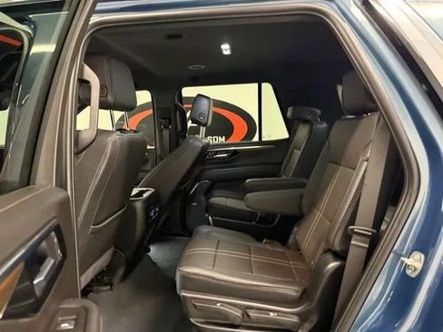 Used 2025 Chevrolet Tahoe High Country RWD image 15