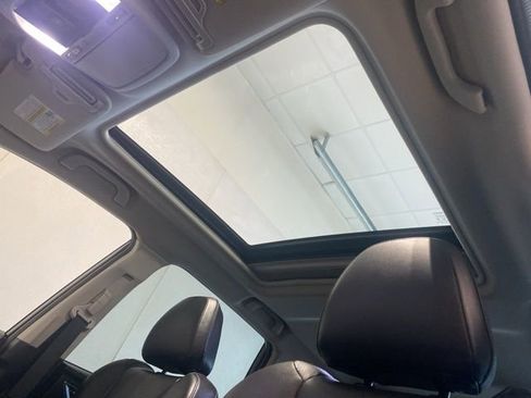 Used 2023 Subaru Forester Limited image 12