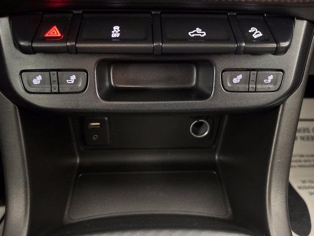 Used 2015 GMC Canyon SLE AWD/4WD image 16