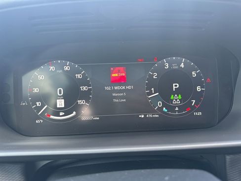 Used 2024 Land Rover Discovery Dynamic SE image 21