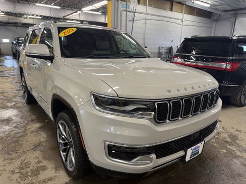 Used 2022 Jeep Wagoneer Series III w/ Premium Group I image 1