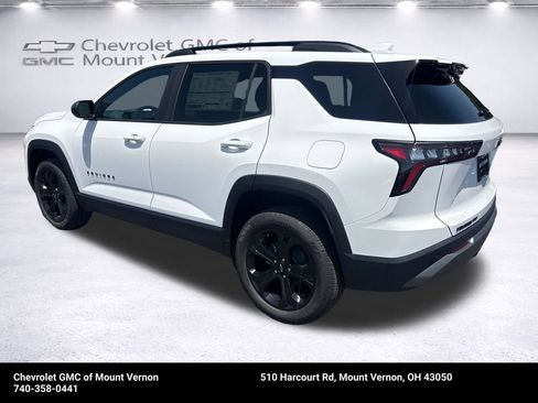 New 2027 Chevrolet Equinox LT w/ Convenience Package II AWD/4WD image 3