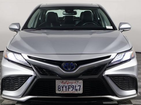 Used 2022 Toyota Camry XSE w/ Navigation Upgrade Package FWD image 2