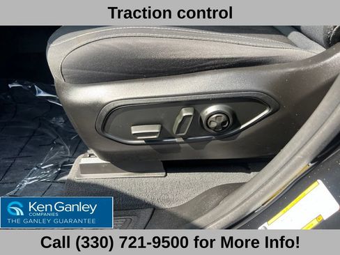 Used 2024 Jeep Grand Cherokee L Laredo AWD/4WD image 25