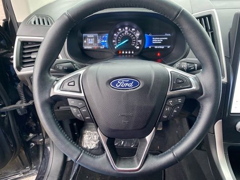 Used 2024 Ford Edge SEL w/ Convenience Package image 10