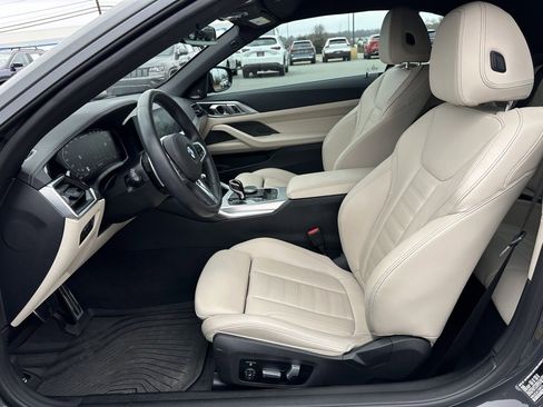 Used 2023 BMW M440i Convertible w/ Premium Package image 12