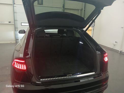 Used 2021 Audi Q8 Premium Plus w/ Premium Plus Package image 8