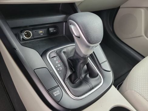 Certified 2023 Kia Soul LX w/ Option Group 015 FWD image 29