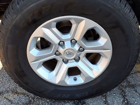 Certified 2021 Toyota 4Runner SR5 image 6