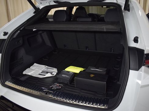 Used 2024 Lamborghini Urus S image 41