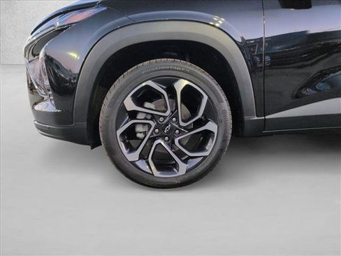 New 2026 Chevrolet Trax RS image 11