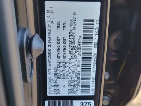 Used 2020 Toyota Tacoma TRD Sport image 16