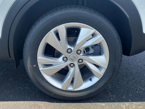 New 2026 Buick Encore GX Preferred w/ Comfort Package AWD/4WD image 5