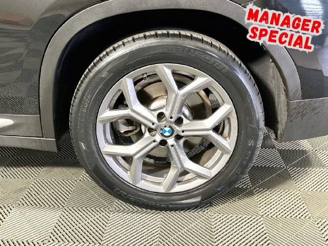 Used 2024 BMW X4 xDrive30i AWD/4WD image 28