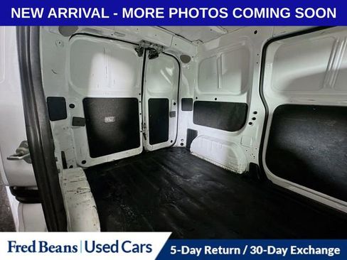 Used 2015 Nissan NV200 S image 22