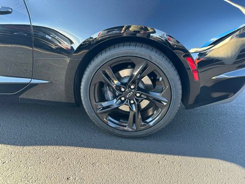 Used 2023 Chevrolet Camaro SS RWD image 10