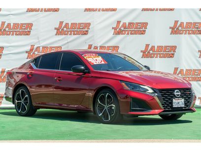 Used 2025 Nissan Altima 2.5 SR