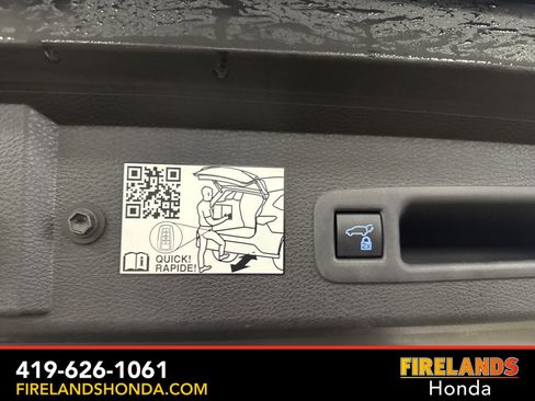 Used 2024 Toyota Sienna XLE image 39