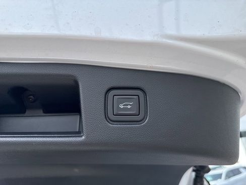 Used 2024 Honda Prologue Touring image 32