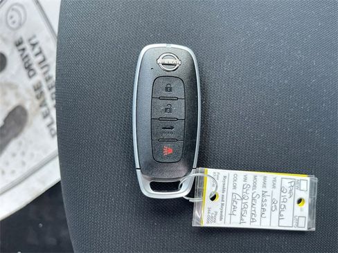 Used 2025 Nissan Sentra SV w/ Trunk Package image 32