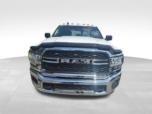 Used 2019 RAM 2500 Tradesman AWD/4WD image 2