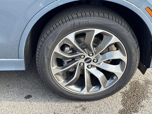 New 2026 Lincoln Aviator AWD w/ Jet Appearance Package image 9
