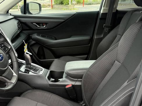 Used 2025 Subaru Outback Premium image 14