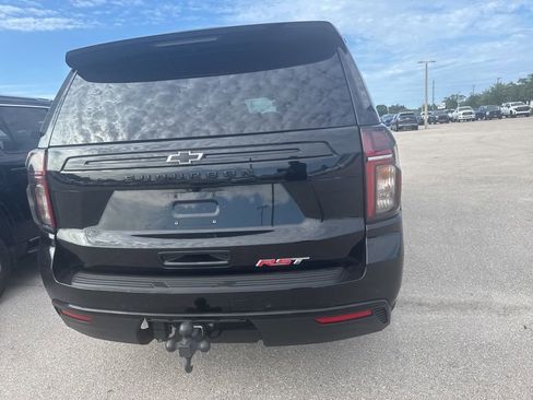 Used 2023 Chevrolet Suburban RST w/ Luxury Package AWD/4WD image 7