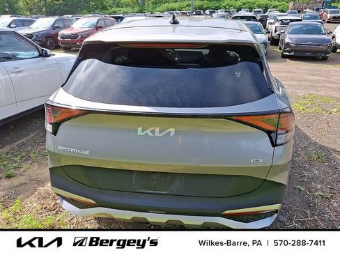 Certified 2023 Kia Sportage LX AWD/4WD image 8