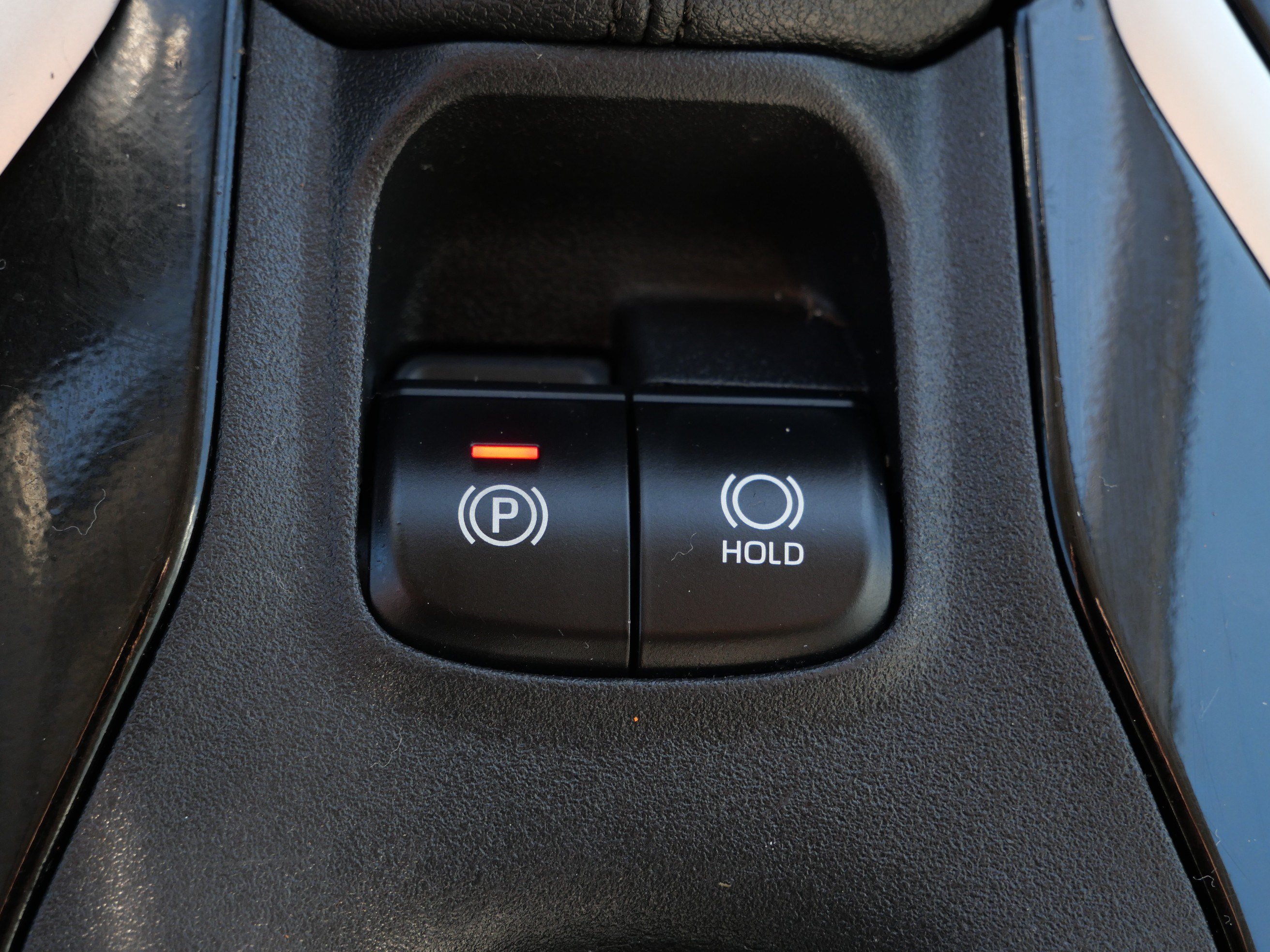 Used 2021 Toyota Corolla LE FWD image 32
