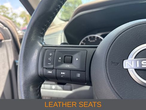 Used 2023 Nissan Rogue SV w/ SV Premium Package AWD/4WD image 10