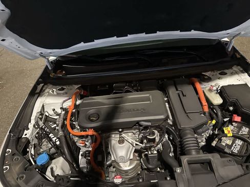 Used 2025 Honda Accord Sport image 24