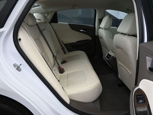 Used 2024 Chevrolet Malibu LT FWD image 36