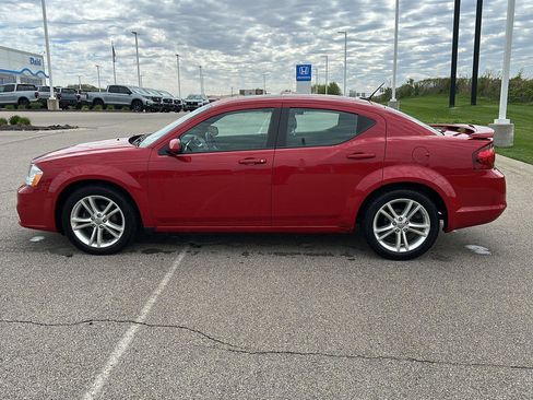 Used 2012 Dodge Avenger SXT Plus w/ Cold Weather Group FWD image 6