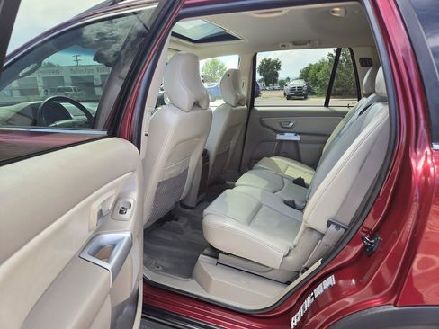 Used 2004 Volvo XC90 T6 AWD/4WD image 21